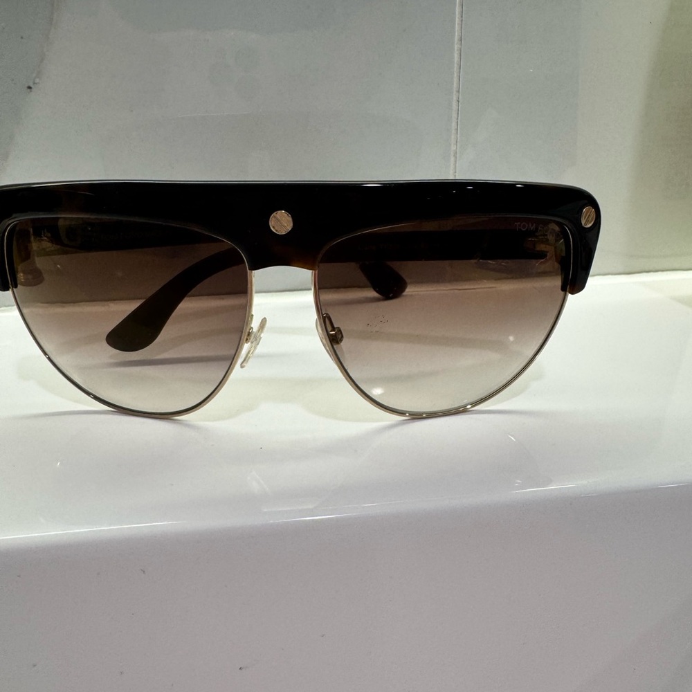 Tom Ford FT0318 52G Liane Flat Top Sunglasses – Havana Brown ✨ - Picture 10 of 12